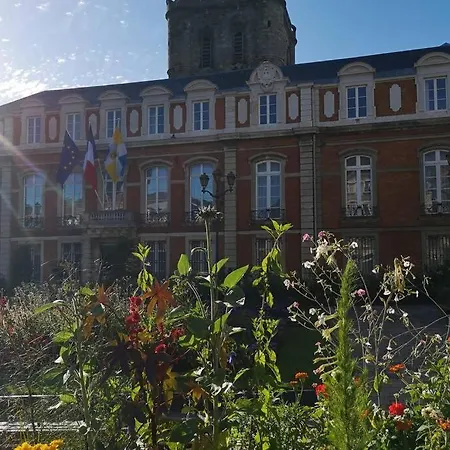 Au Coeur Des Remparts