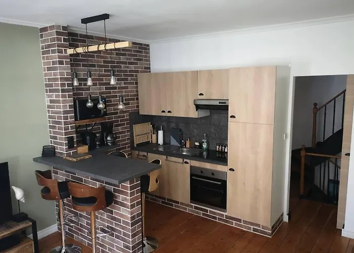 Appartement Au Coeur Des Remparts *